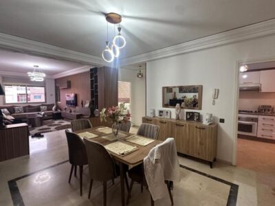 magnifique appartement a vendre meublé, situé sur le prestigieux Boulevard Hassan II à Marrakech