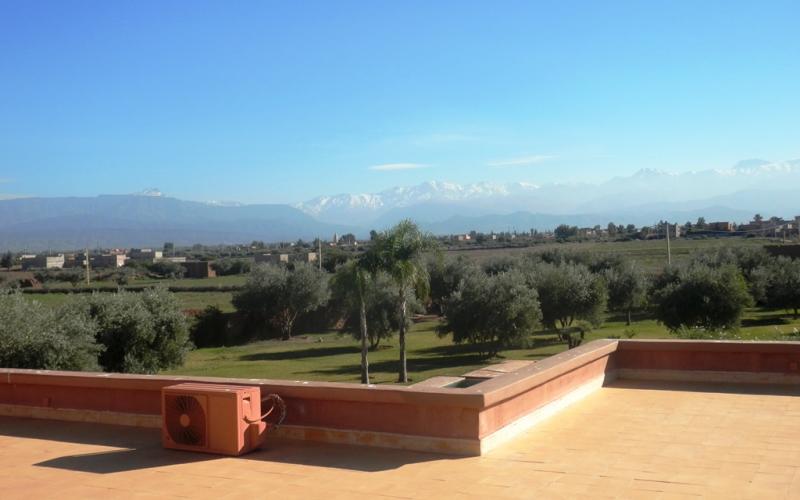 Une très belle villa à vendre en plein pied route de ourika