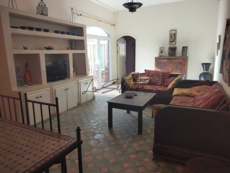 Charmante maison meublée à vendre à Mireleft Agadir