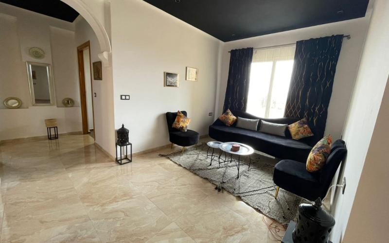 PROMO IMMO MARRAKECH a le plaisir de vous présenter une villa Deluxe moderne, située sur la Route d'Agafay