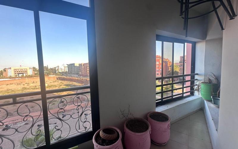 Promo Immo Marrakech vous propose un appartement spacieux de 105 m², idéalement situé sur le prestigieux Boulevard Mohammed VI à Marrakech.