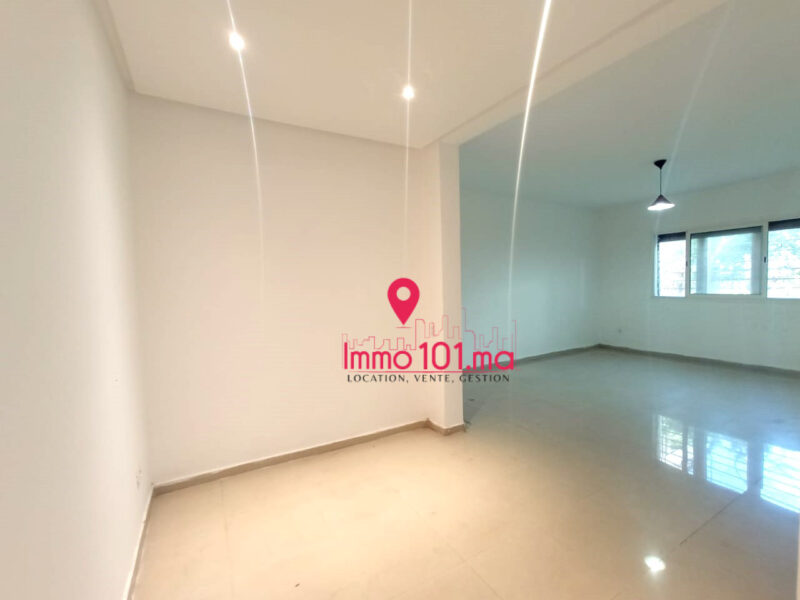 Immo 101 vous propose à la vente un appartement à Oulad Mtaa. Tamara