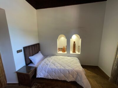 Villa tradizionale per affitto vacanze con piscina e uliveto a 20 km da Marrakech -Wi-Fi, camino e comfort